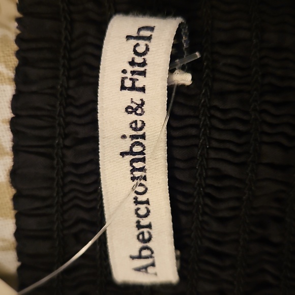 Nwt Abercrombie and Fitch drama puff sleeve ruched top - Picture 3 of 5